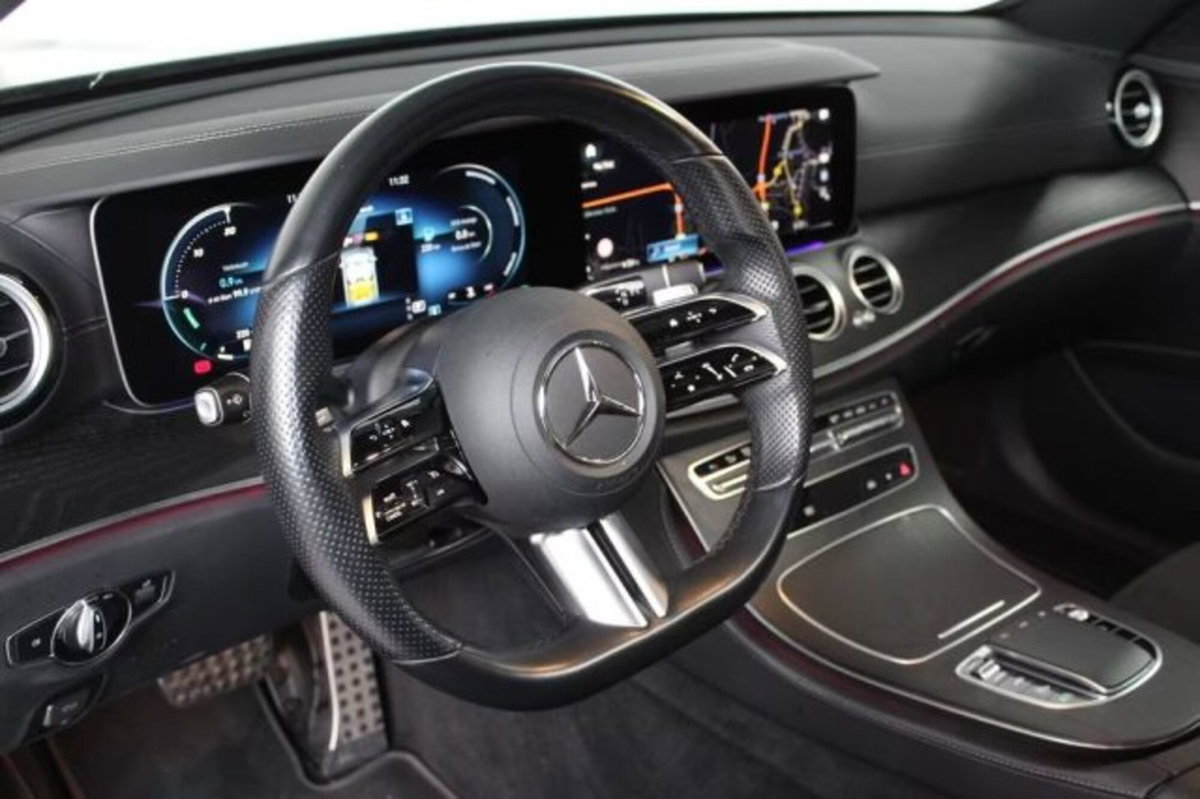Mercedes-Benz Classe E 220 d Auto AMG Line (8)