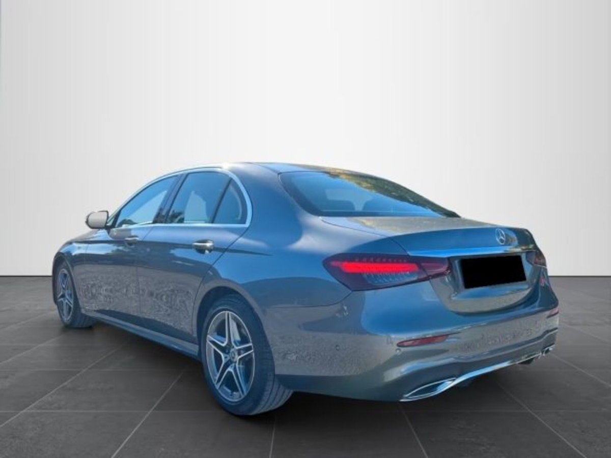 Mercedes-Benz Classe E 220 d Auto AMG Line (4)