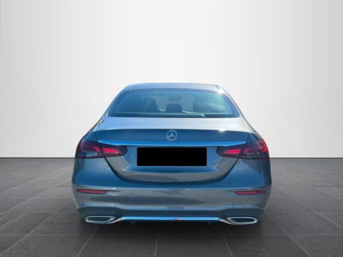 Mercedes-Benz Classe E 220 d Auto AMG Line (5)