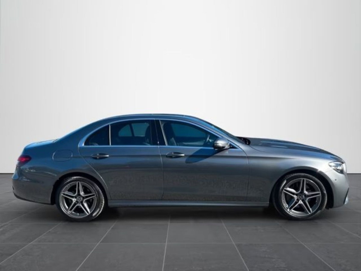 Mercedes-Benz Classe E 220 d Auto AMG Line (7)