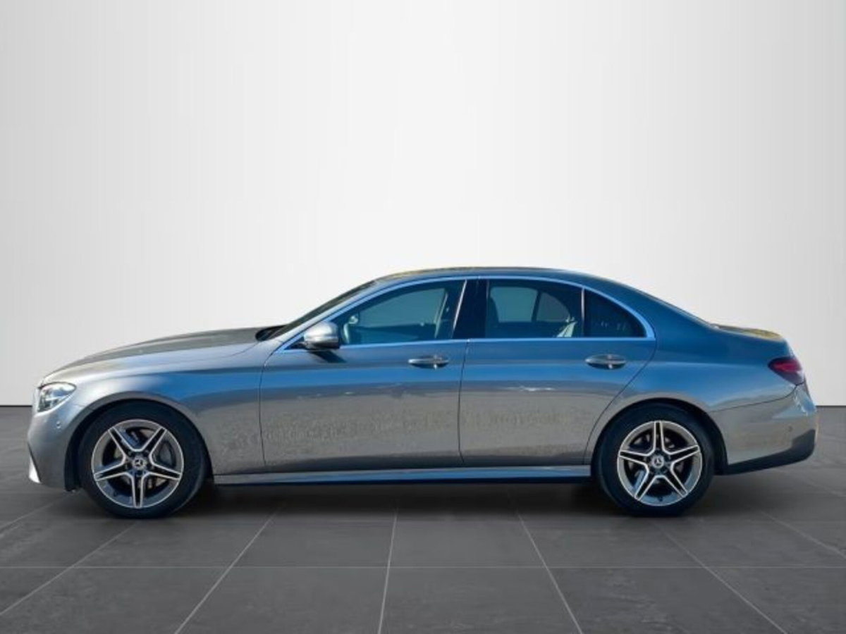 Mercedes-Benz Classe E 220 d Auto AMG Line (8)