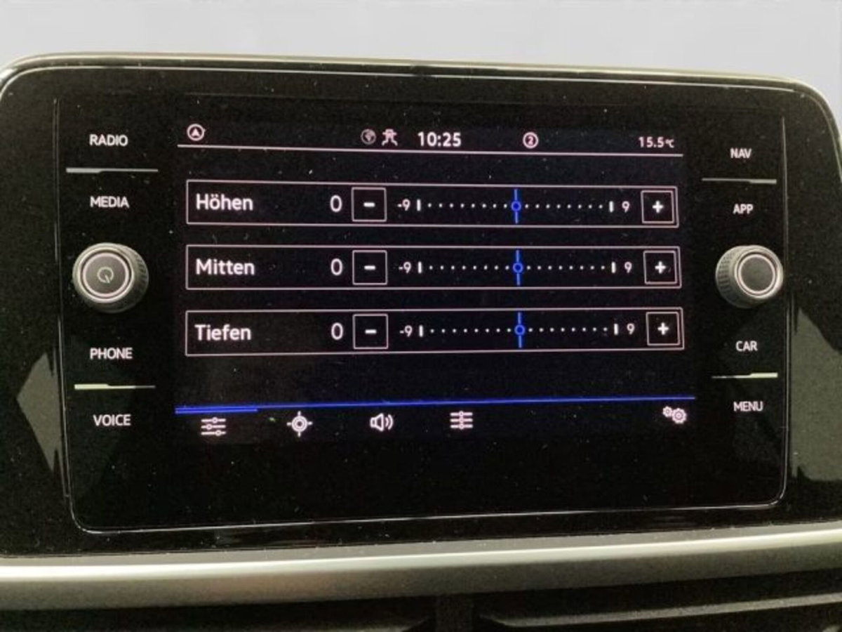 Volkswagen T-Roc 1.0 tsi Life 115cv (12)