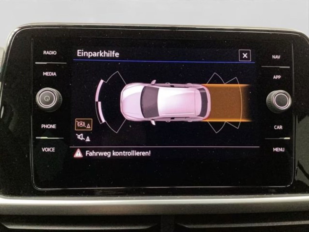 Volkswagen T-Roc 1.0 tsi Life 115cv (9)