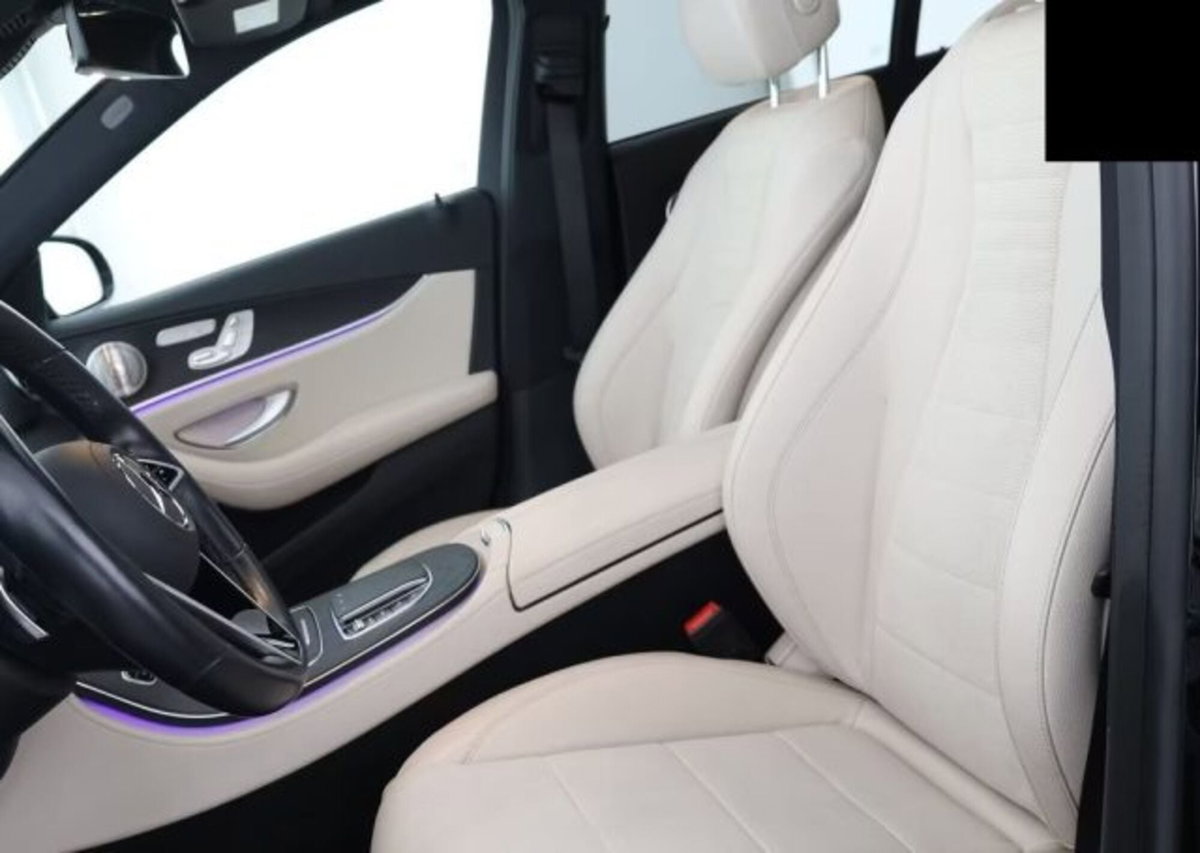 Mercedes-Benz Classe E 220 d Auto AMG Line (10)