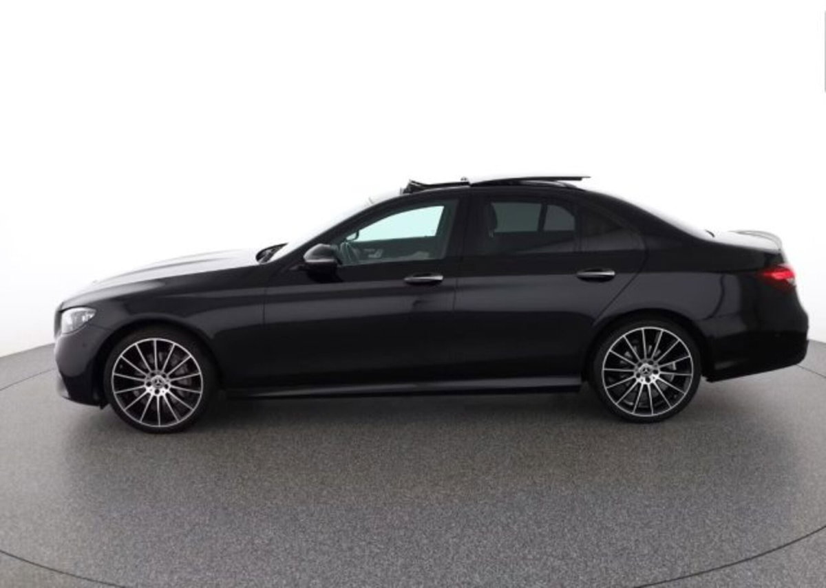 Mercedes-Benz Classe E 220 d Auto AMG Line (2)