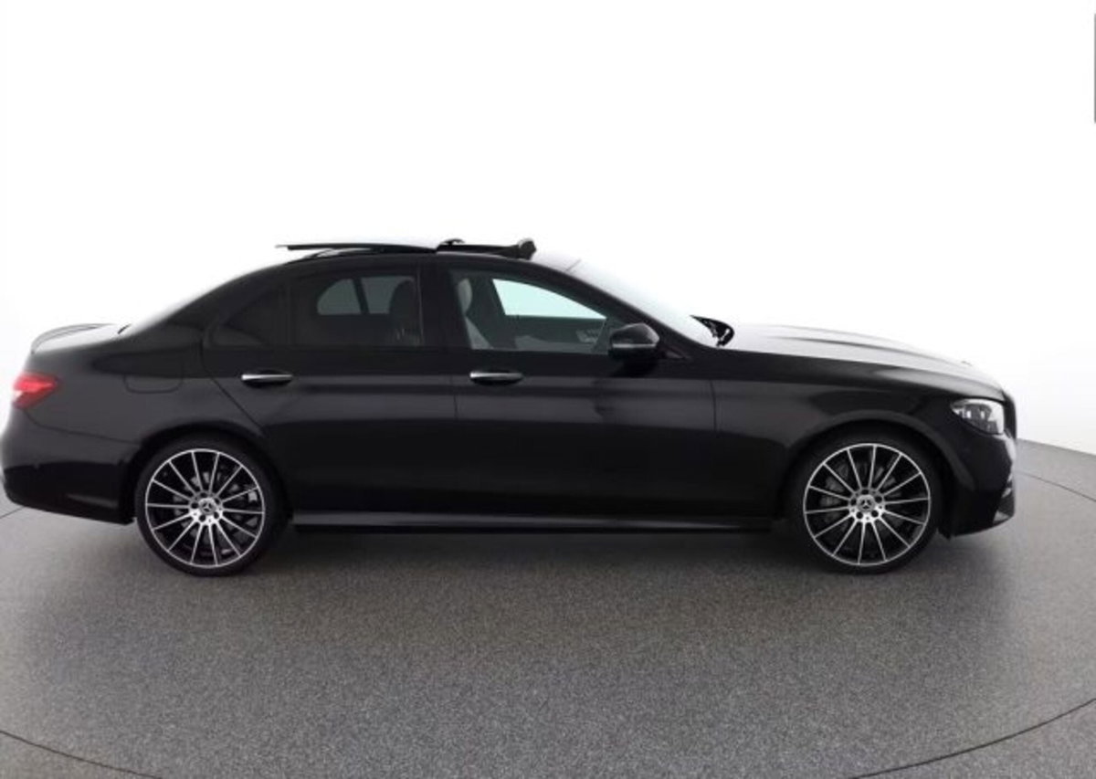 Mercedes-Benz Classe E 220 d Auto AMG Line (6)