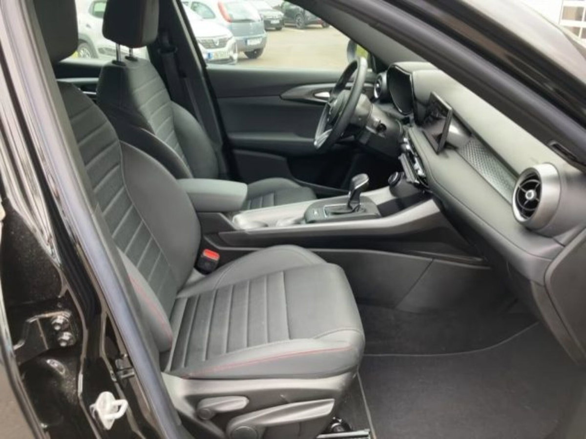 Alfa Romeo Tonale 1.6 Sprint 130cv tct6 (6)