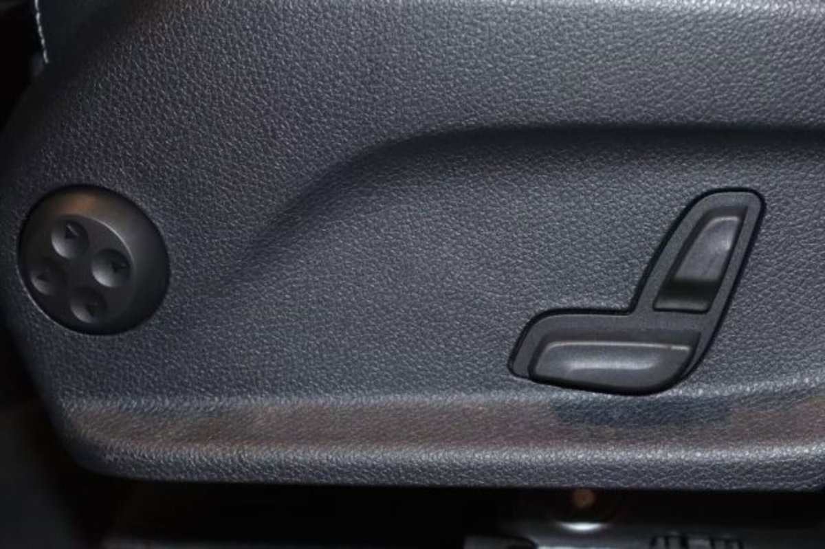 Mercedes-Benz GLC Coupé 300 de 4Matic EQ-Power Coupé Premium Plus (12)