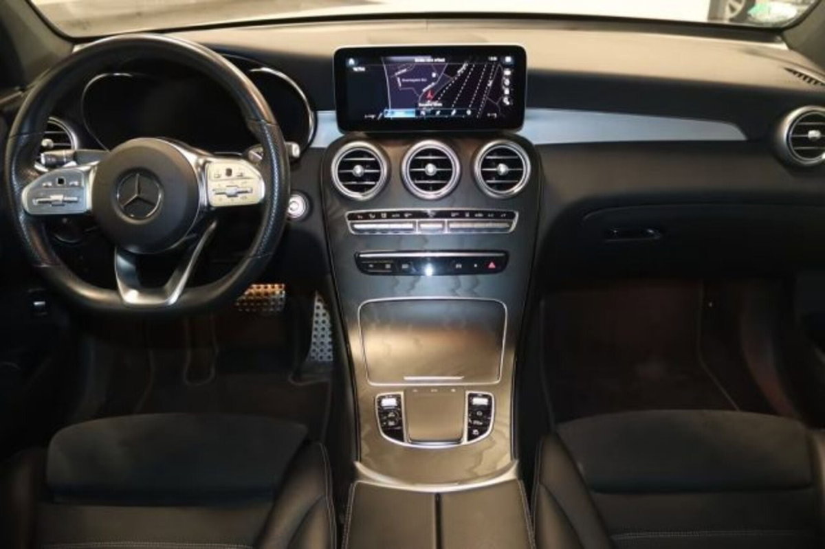 Mercedes-Benz GLC Coupé 300 de 4Matic EQ-Power Coupé Premium Plus (13)