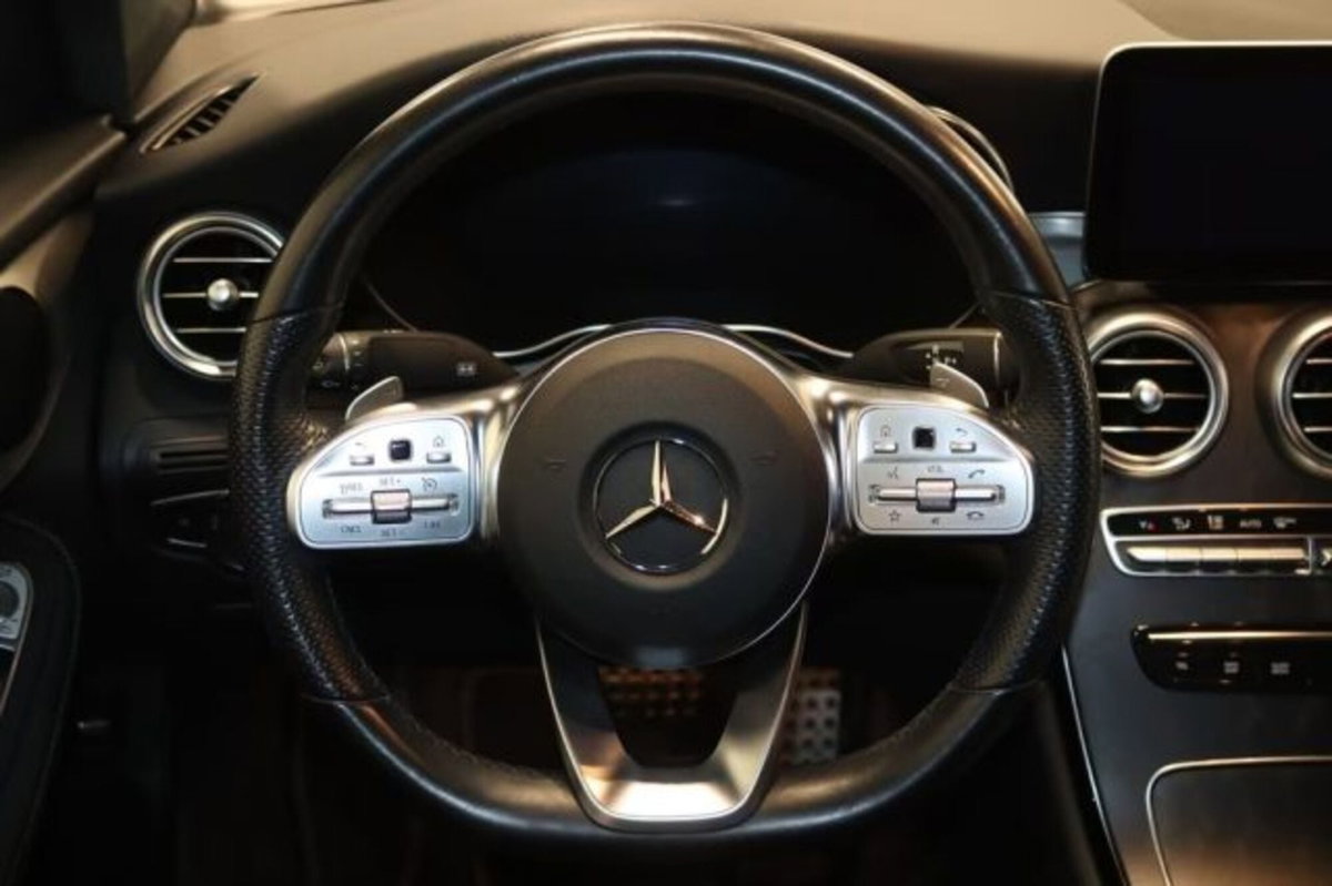 Mercedes-Benz GLC Coupé 300 de 4Matic EQ-Power Coupé Premium Plus (14)