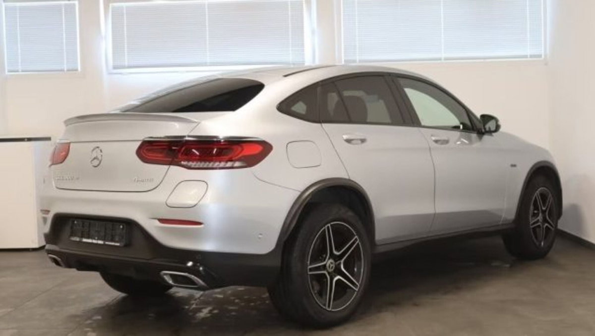 Mercedes-Benz GLC Coupé 300 de 4Matic EQ-Power Coupé Premium Plus (2)