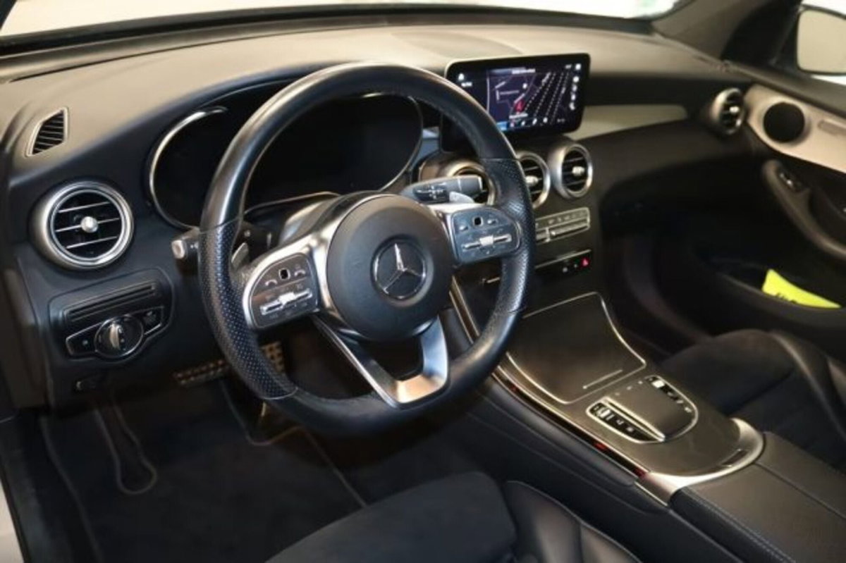 Mercedes-Benz GLC Coupé 300 de 4Matic EQ-Power Coupé Premium Plus (8)
