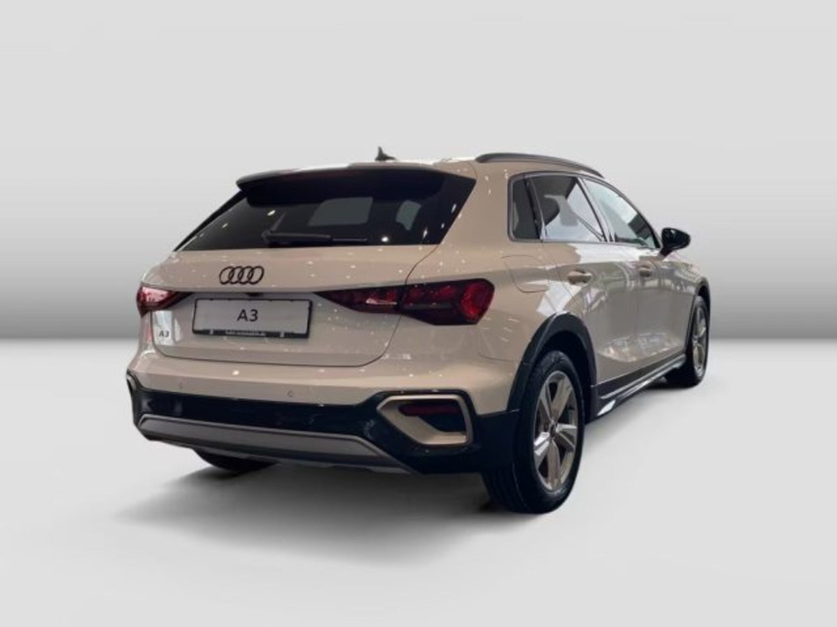 Audi A3 Sedan 35 TFSI S tronic Business (2)