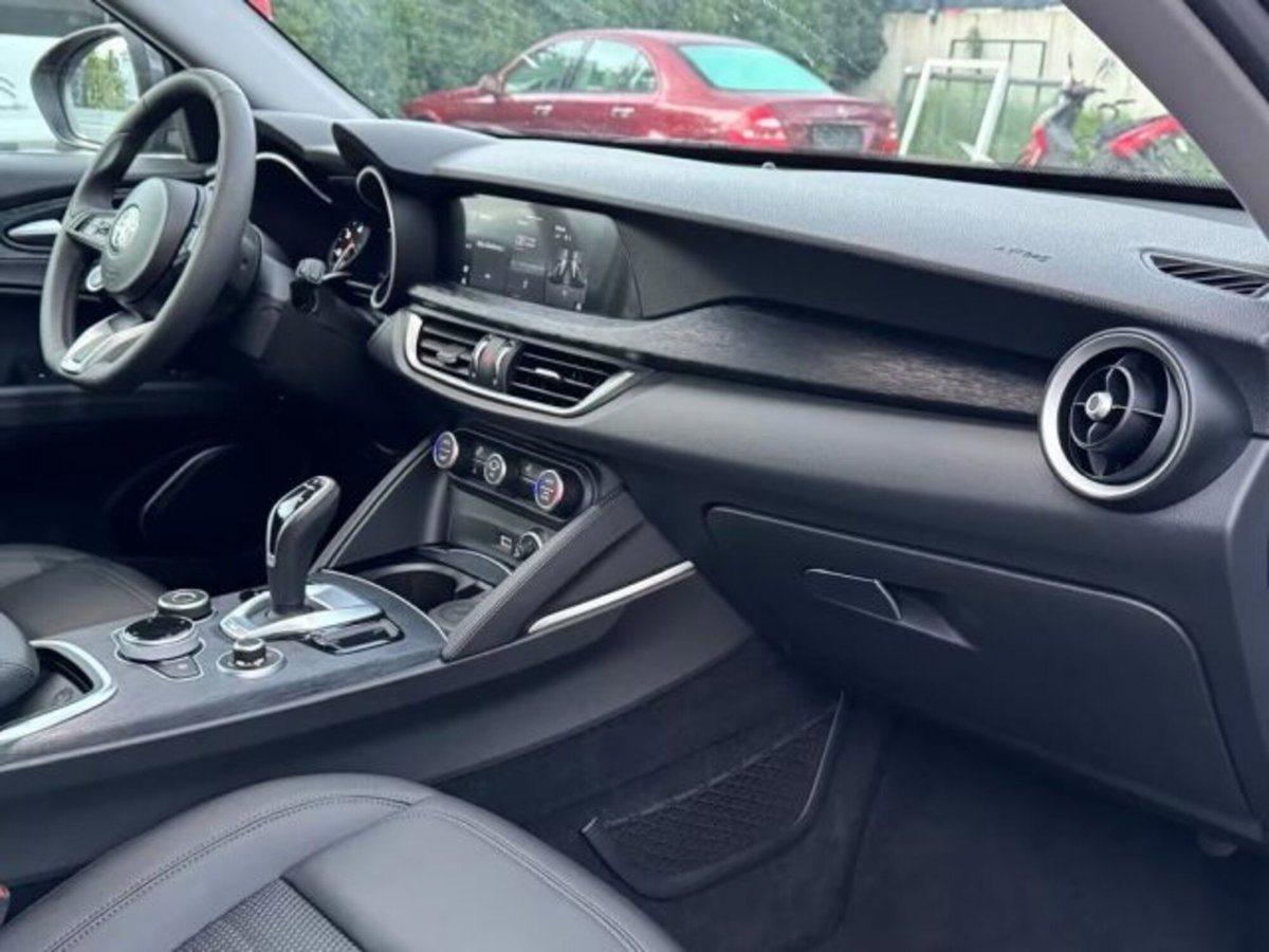 Alfa Romeo Stelvio Stelvio 2.2 Turbodiesel 190 CV AT8 Q4 Super Business (11)