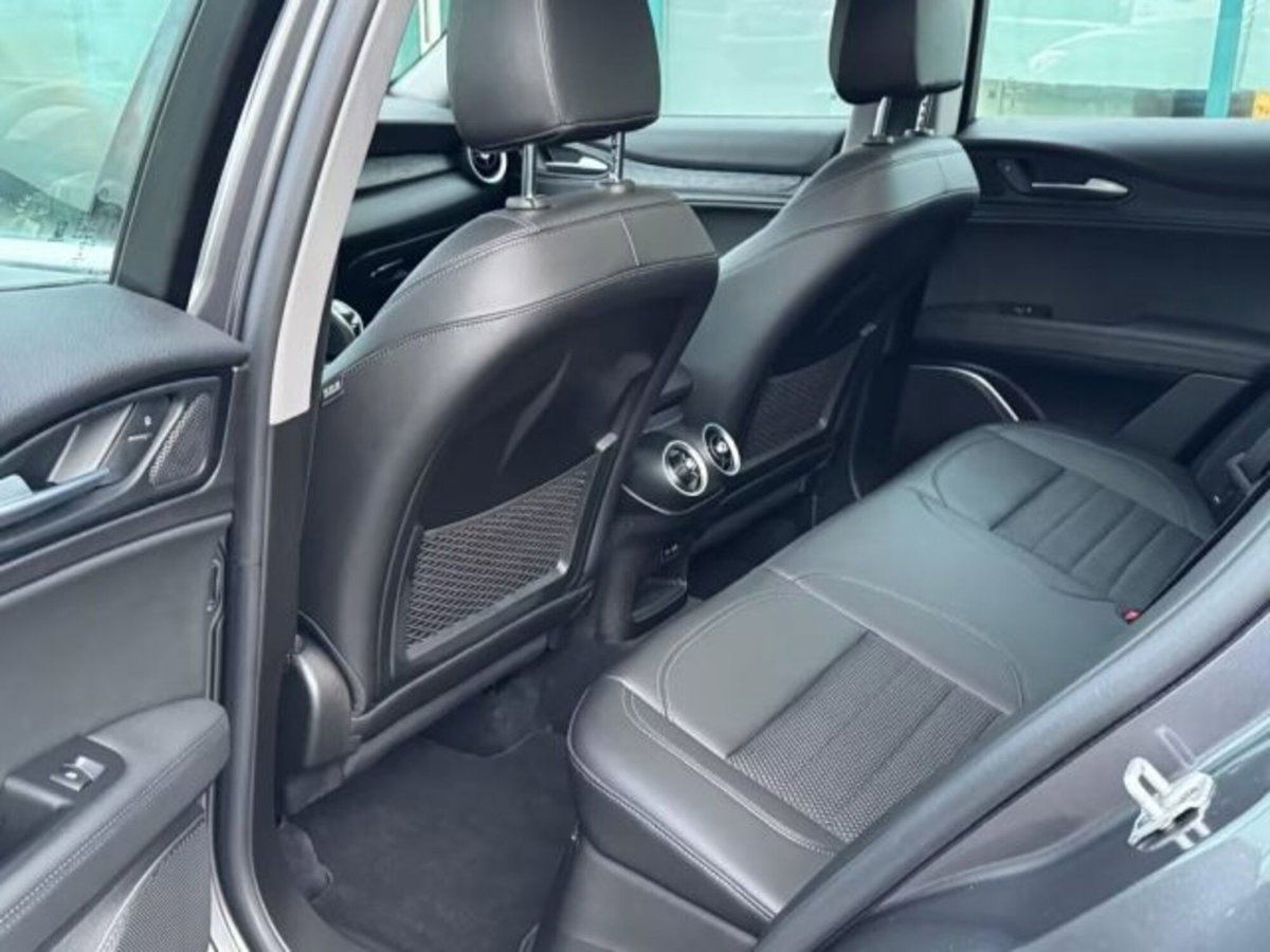 Alfa Romeo Stelvio Stelvio 2.2 Turbodiesel 190 CV AT8 Q4 Super Business (14)
