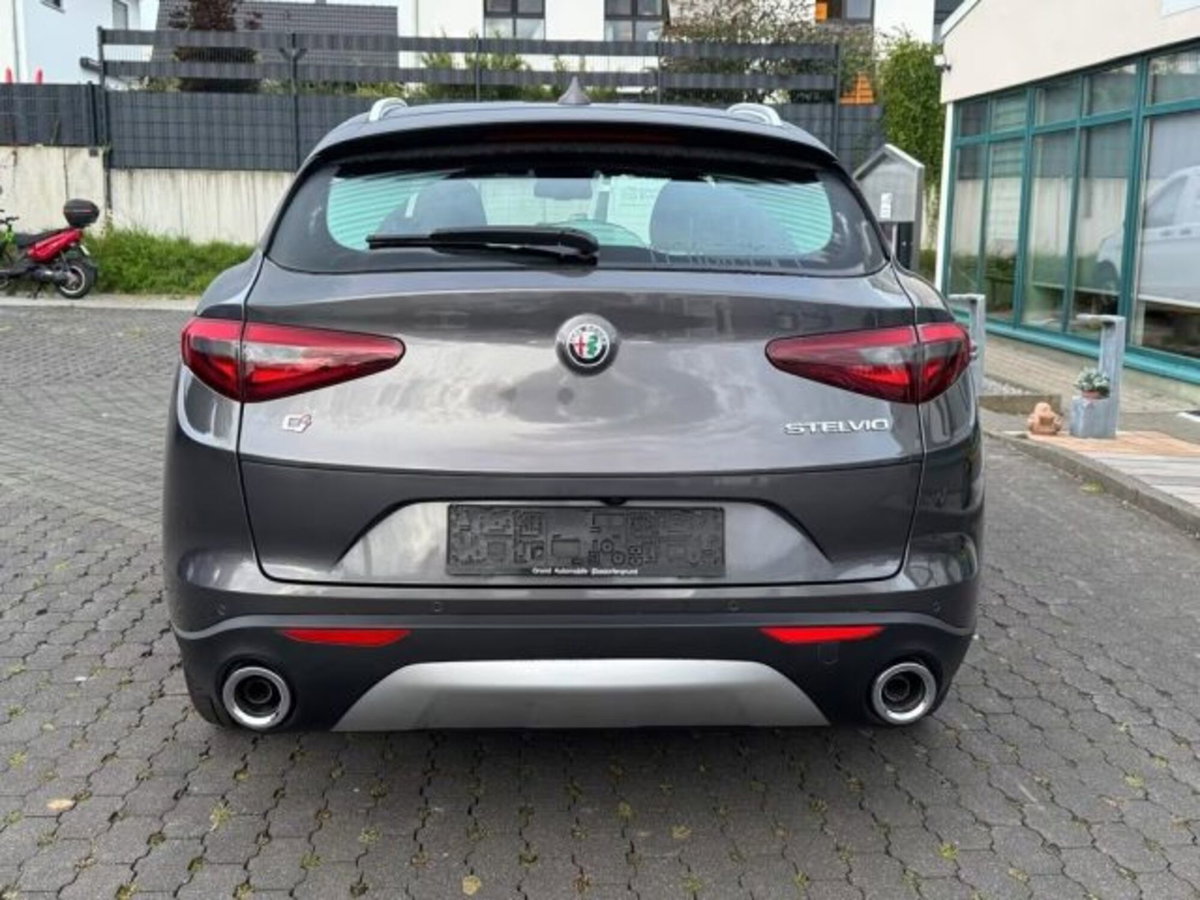 Alfa Romeo Stelvio Stelvio 2.2 Turbodiesel 190 CV AT8 Q4 Super Business (5)