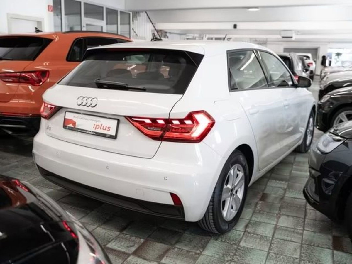 Audi A1 Sportback Sportback 25 1.0 tfsi Business (3)