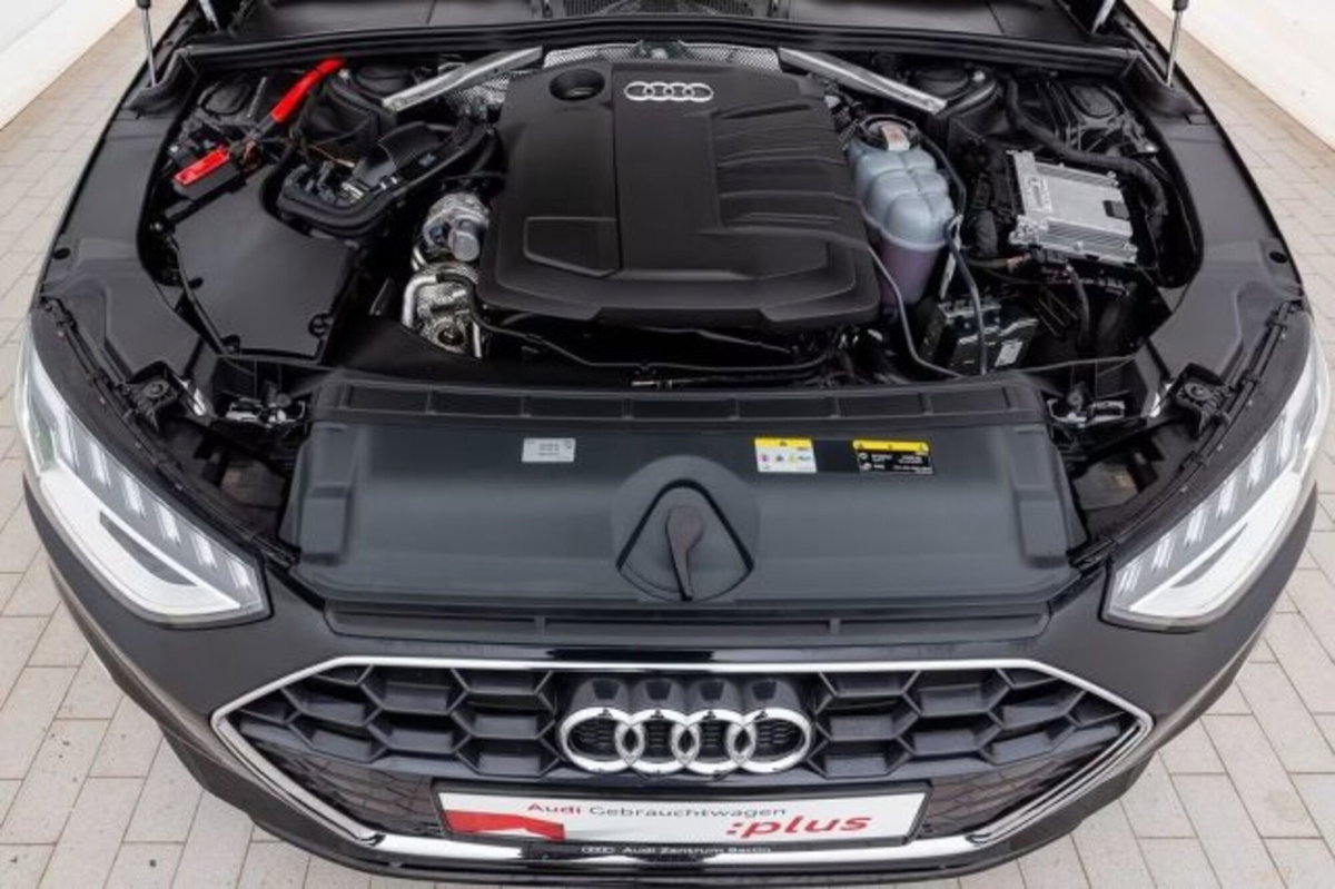 Audi A4 Avant 40 TDI quattro S tronic S line edition (10)