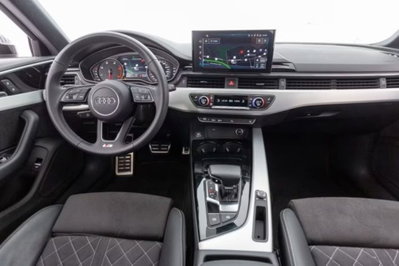 Audi A4 Avant 40 TDI quattro S tronic S line edition (6)