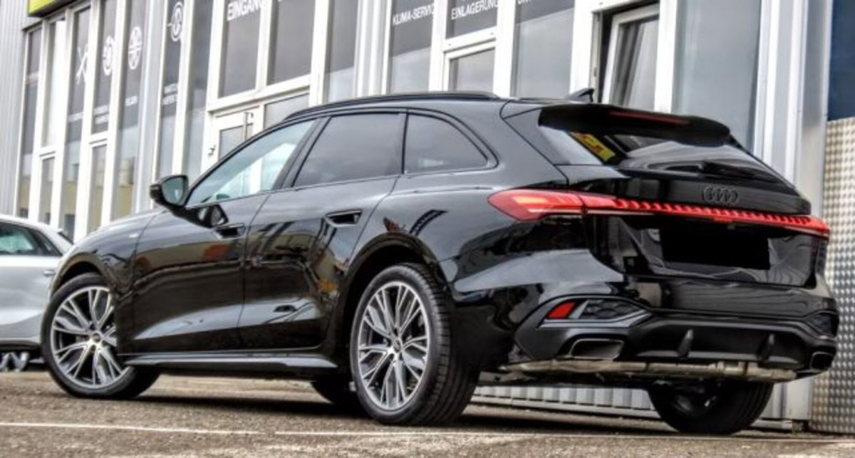 Audi A5 Avant 2.0 tfsi S line edition quattro 204cv s-tronic (2)