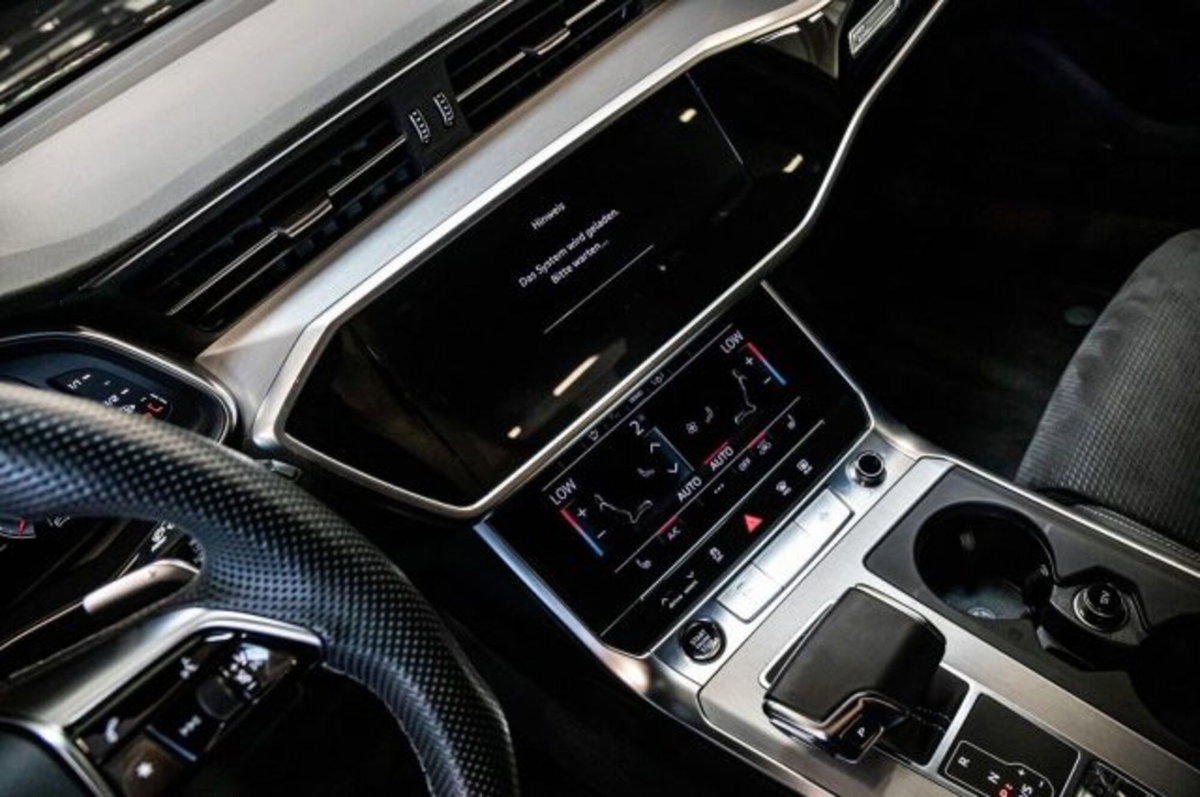 Audi A6 Avant 40 2.0 TDI S tronic Business Plus (16)
