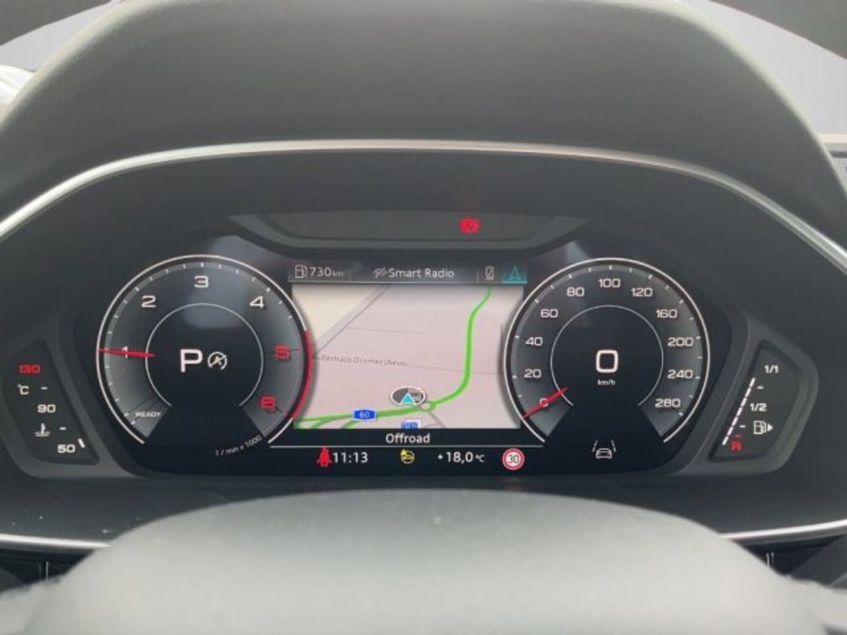 Audi Q3 35 TDI quattro S tronic Business (10)