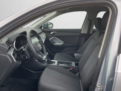 Audi Q3 35 TDI quattro S tronic Business (12)