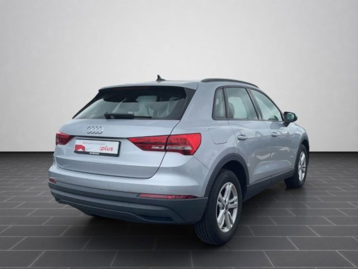Audi Q3 35 TDI quattro S tronic Business (3)