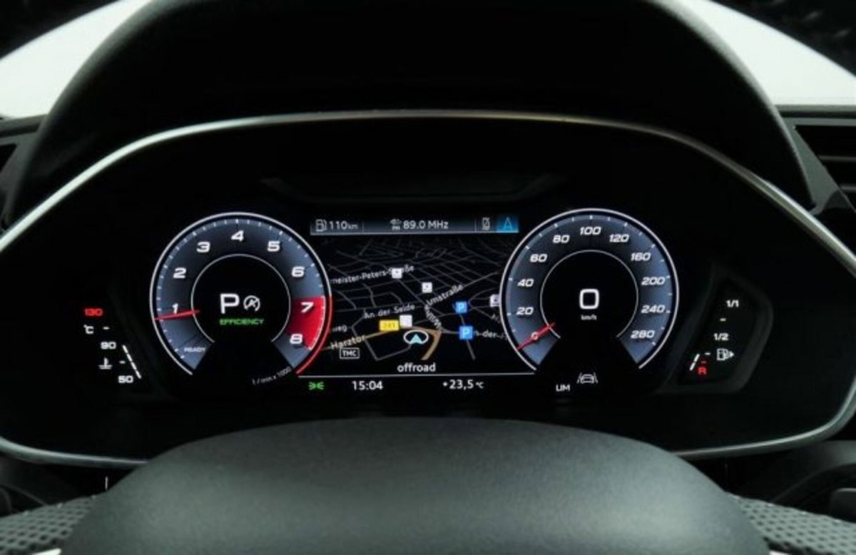 Audi Q3 45 TFSI quattro S tronic S line edition (11)