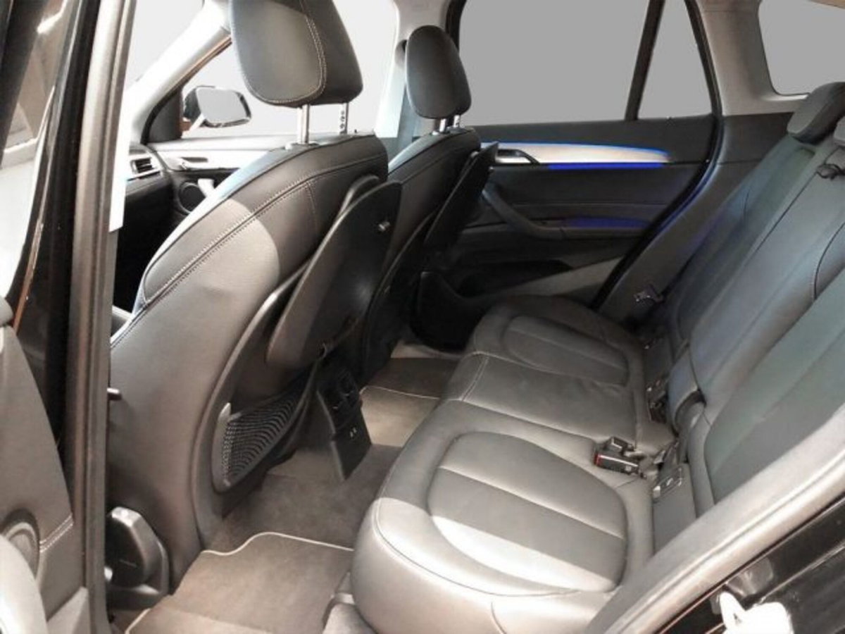 BMW X1 sDrive20d Sport Line (14)