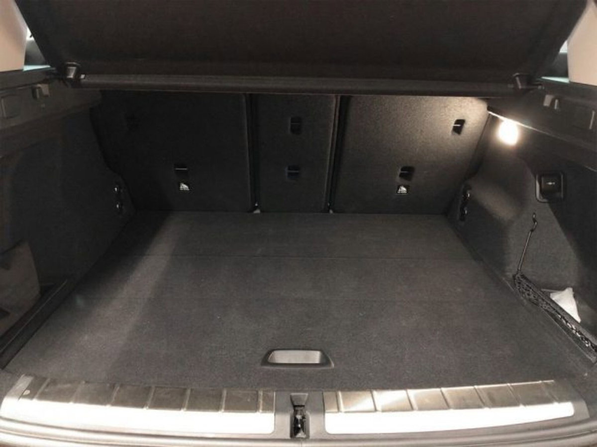 BMW X1 sDrive20d Sport Line (9)