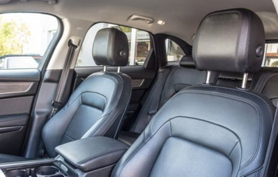 Jaguar F-Pace 2.0 250 CV AWD aut. SE (10)