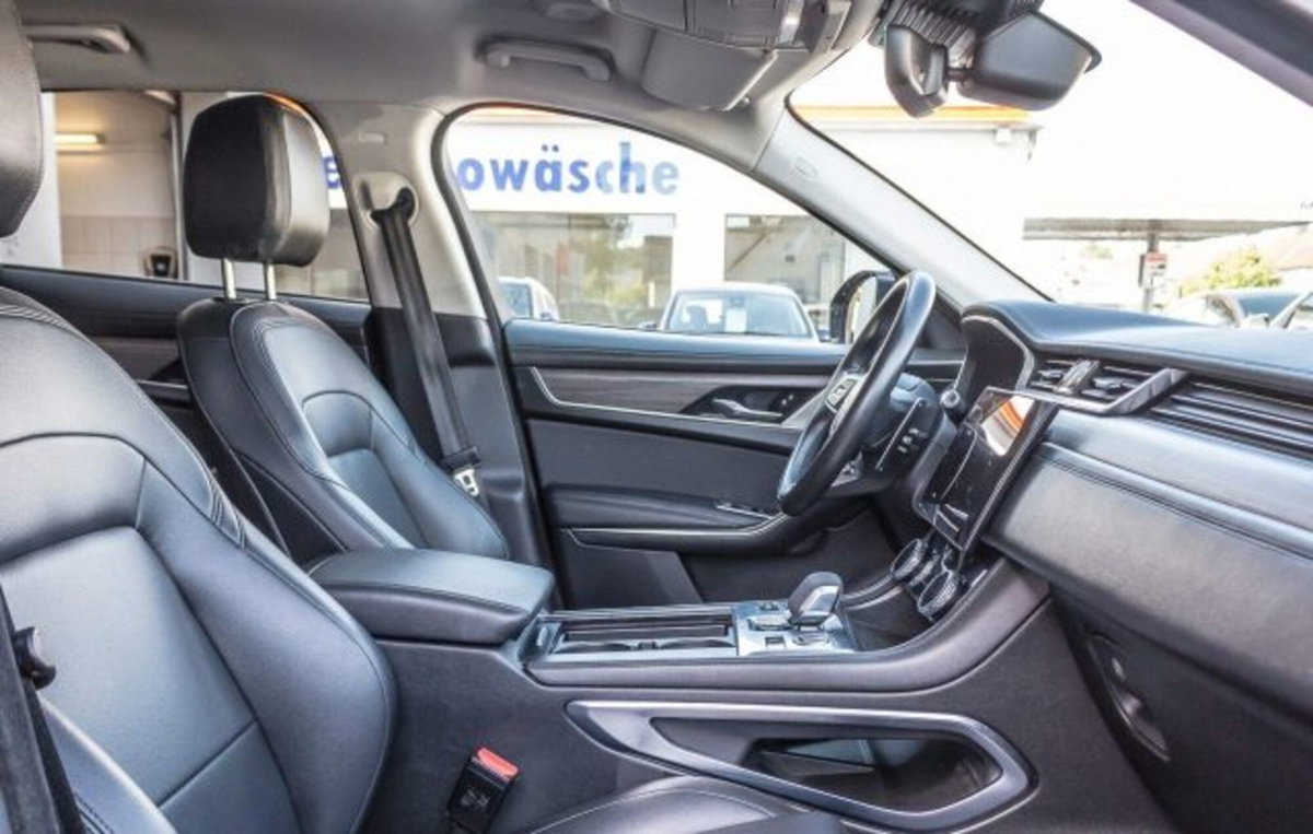 Jaguar F-Pace 2.0 250 CV AWD aut. SE (11)