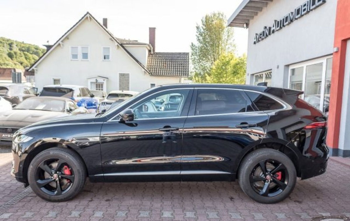 Jaguar F-Pace 2.0 250 CV AWD aut. SE (7)