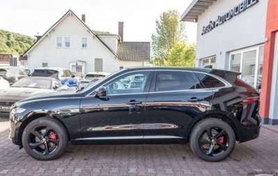 Jaguar F-Pace 2.0 250 CV AWD aut. SE (7)