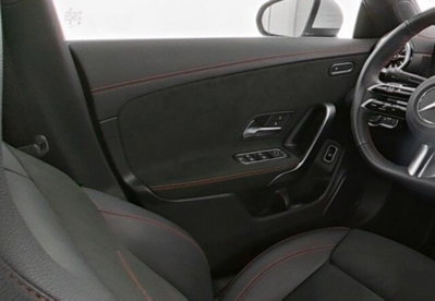 Mercedes-Benz CLA 200 d Premium (7)