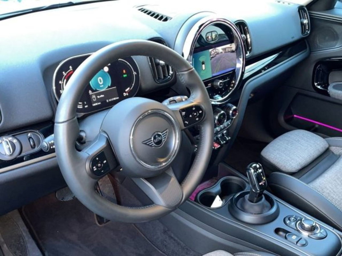 MINI Mini Countryman 2.0 Cooper D Essential Countryman (8)
