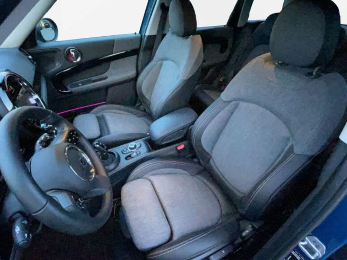MINI Mini Countryman 2.0 Cooper D Essential Countryman (9)