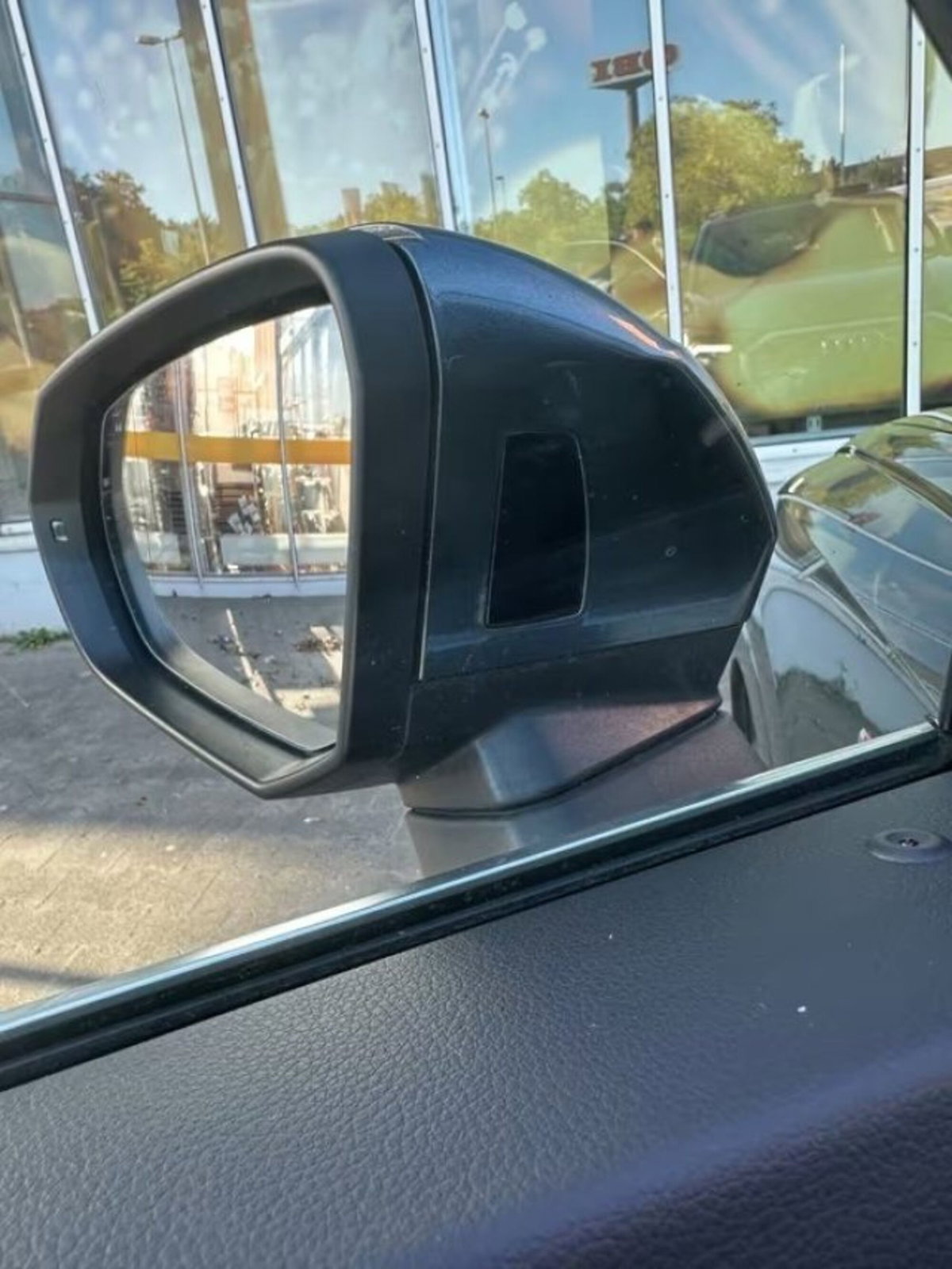 Audi Q3 Sportback 35 TDI S line edition (11)