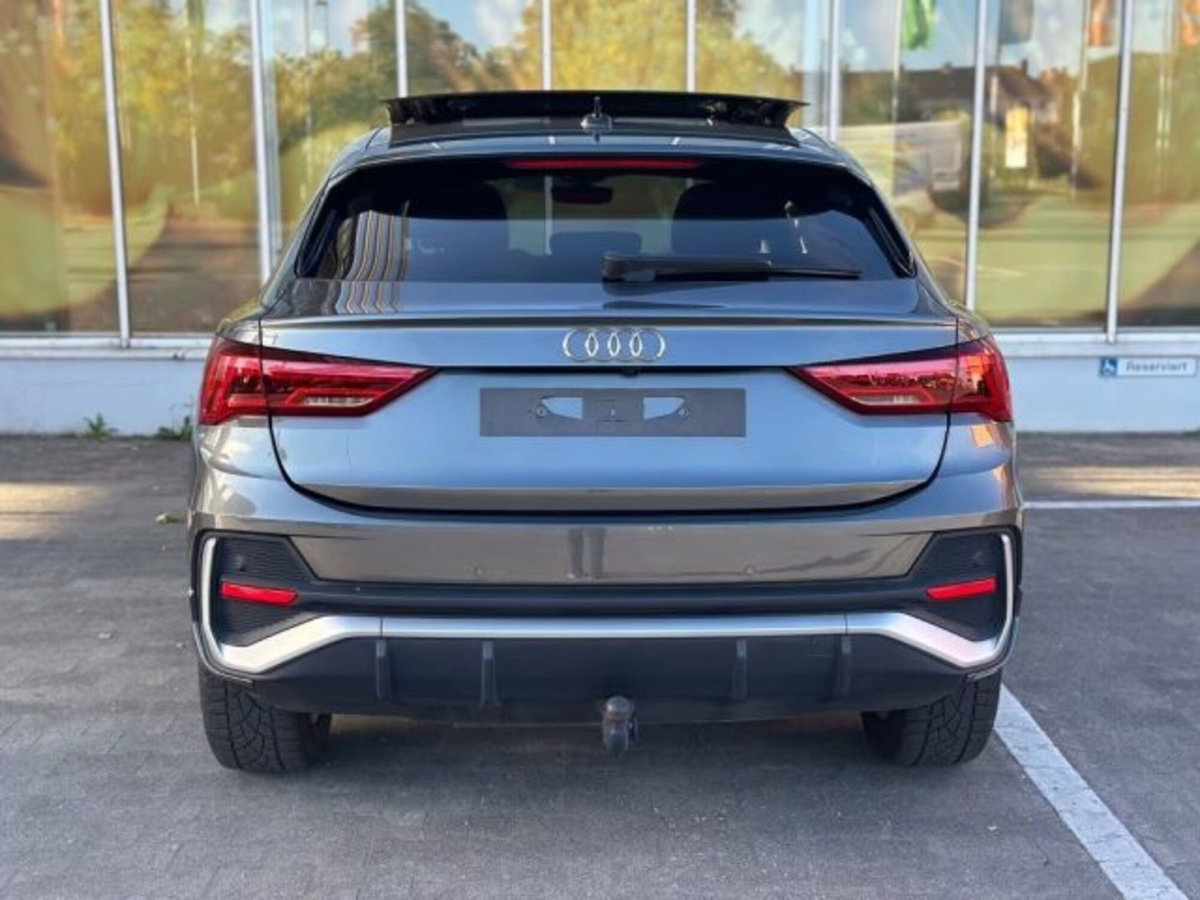 Audi Q3 Sportback 35 TDI S line edition (6)
