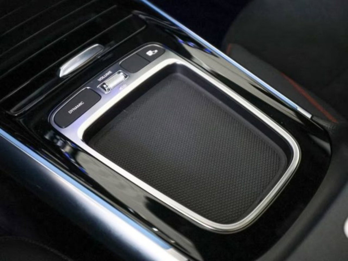 Mercedes-Benz GLA SUV 220 d AMG Line Premium Plus 4matic auto (15)