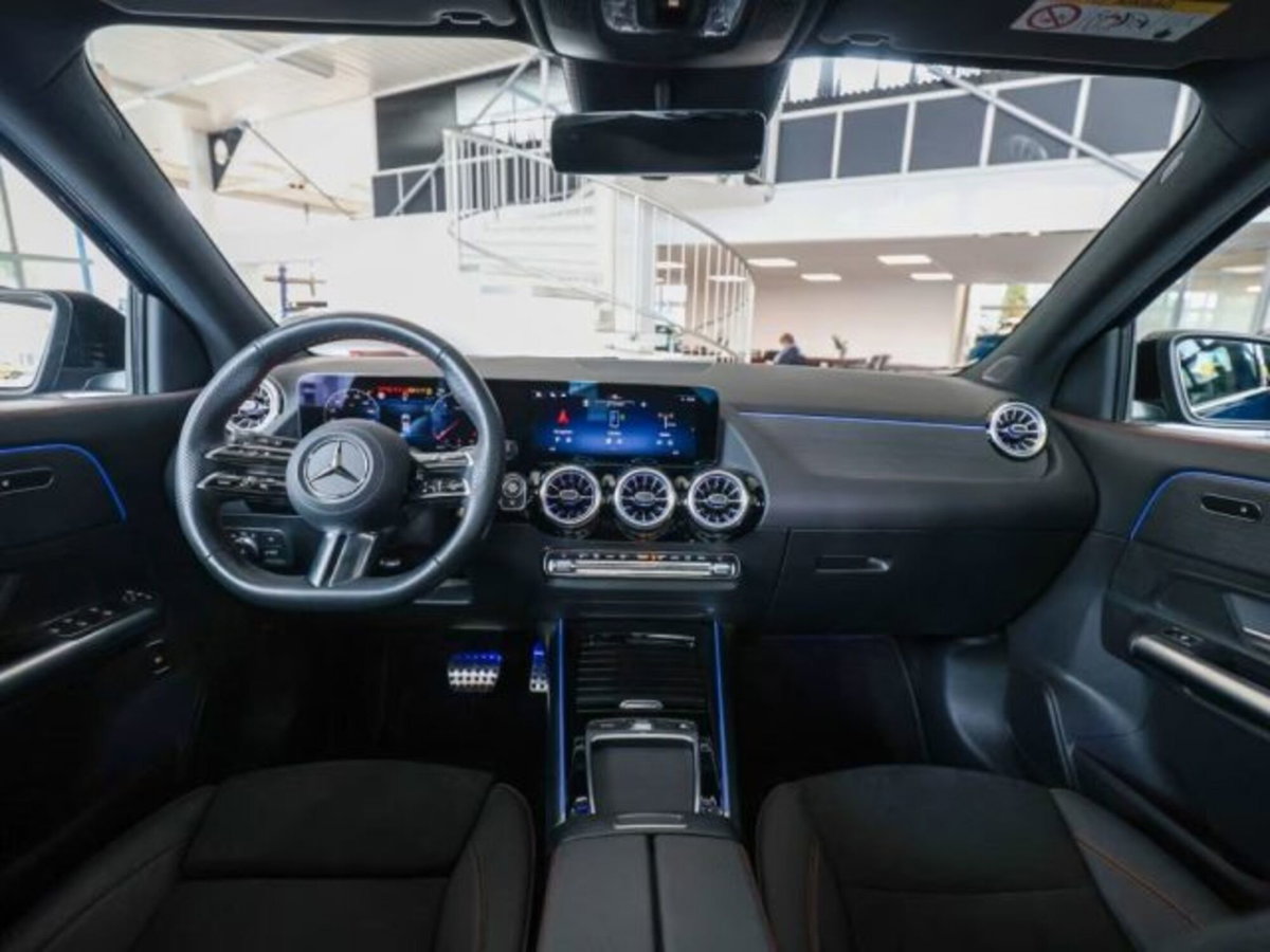 Mercedes-Benz GLA SUV 220 d AMG Line Premium Plus 4matic auto (7)