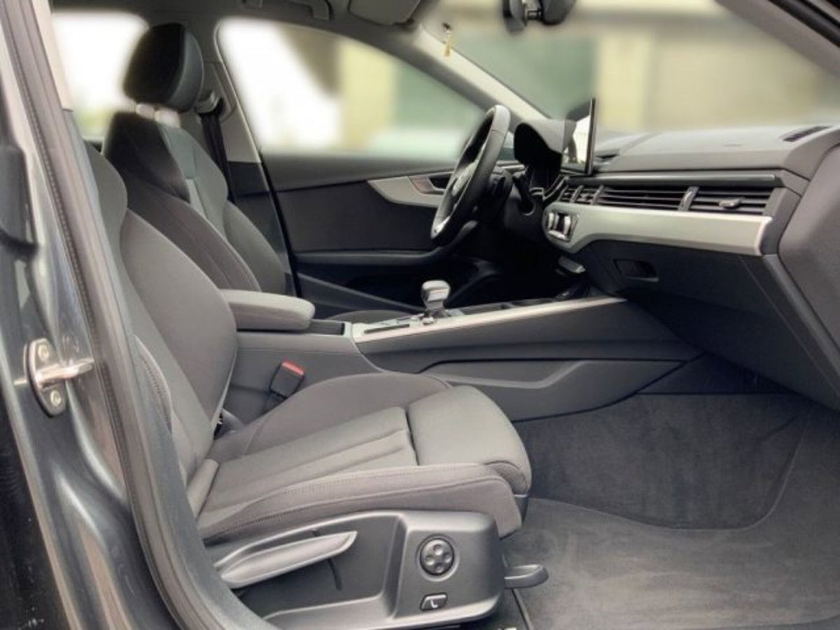 Audi A4 Avant 40 TDI quattro S tronic S line edition (13)
