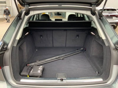 Audi A4 Avant 40 TDI quattro S tronic S line edition (16)