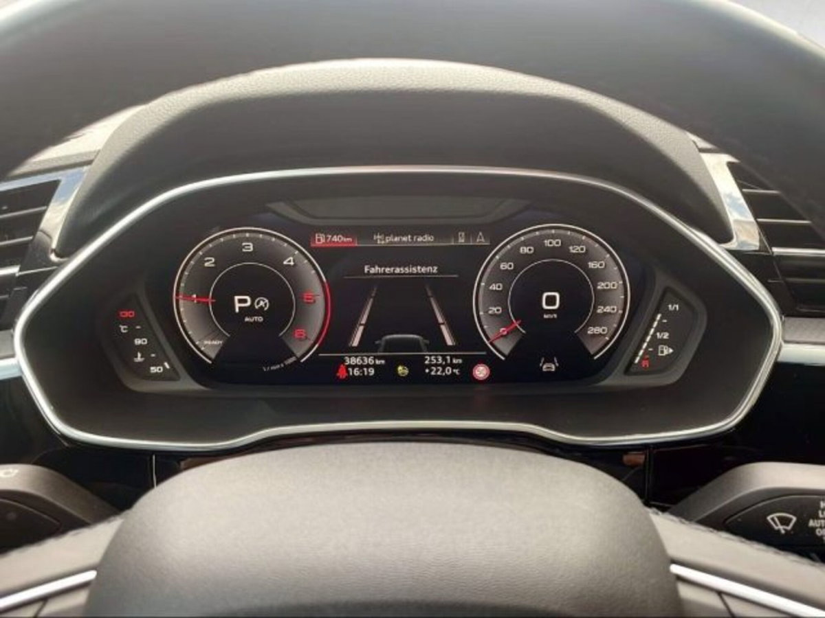 Audi Q3 Sportback 35 TDI quattro S tronic S line edition (10)