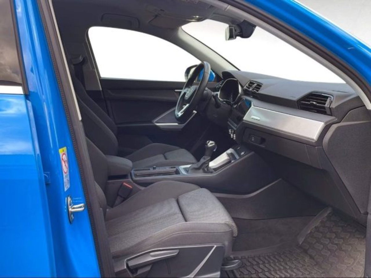 Audi Q3 Sportback 35 TDI quattro S tronic S line edition (11)