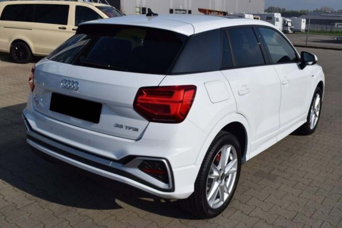 Audi Q2 Q2 35 TFSI S tronic S line Edition (6)