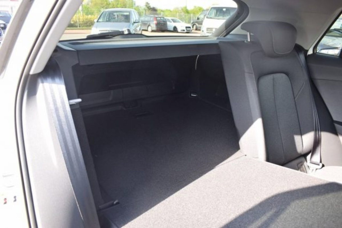 Audi Q2 Q2 35 TFSI S tronic S line Edition (7)