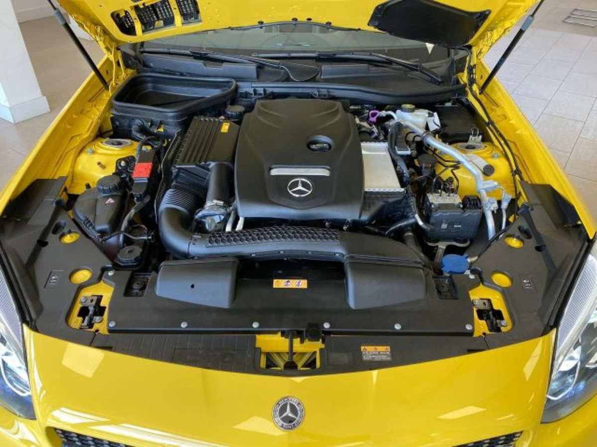 Mercedes-Benz SLC 200 AMG line (16)