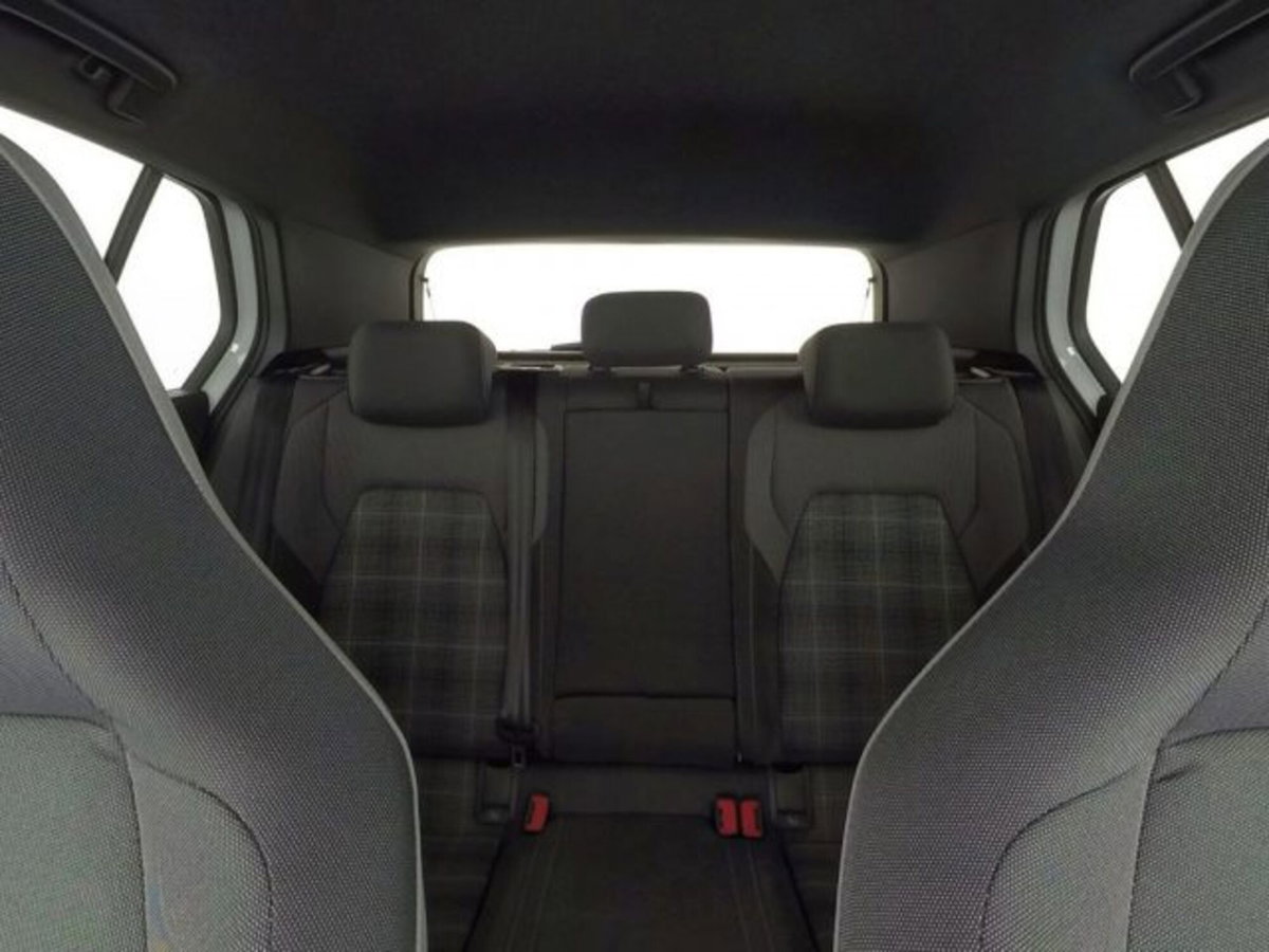 Volkswagen Golf 2.0 TDI GTD DSG (12)